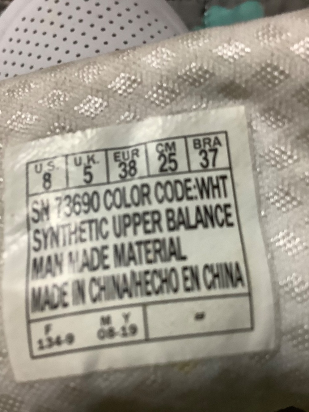 Sketchers size 8 shoes. - Picture 4 of 5